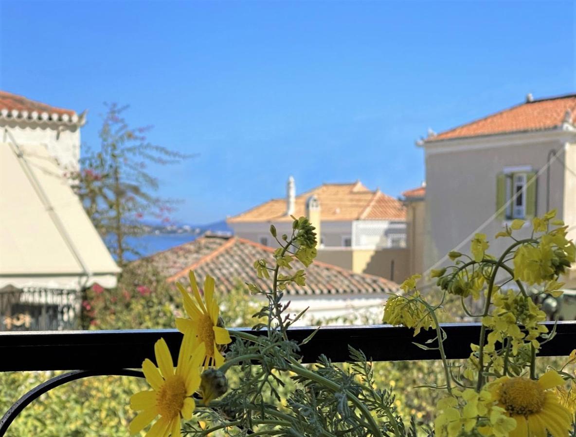 Summer House In Spetses Buitenkant foto